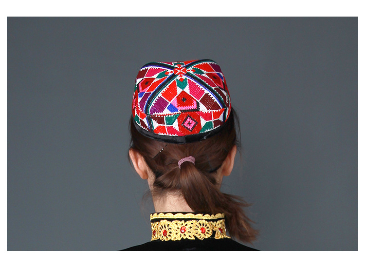 采艺新疆舞蹈帽子女士维族十字绣小花帽维吾尔族头饰四角帽带辫子