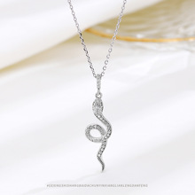 s925纯银锆石小蛇项链小众气质设计饰品高级感个性女款蛇形锁骨链