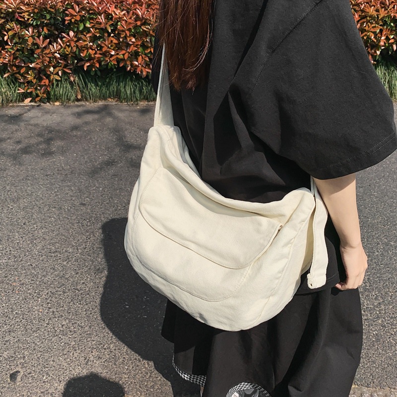 日系ins帆布包女大学生上课包港式慵懒风大容量单肩斜挎饺子包男