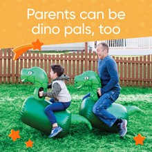 跨境供应儿童户外草坪弹跳恐龙坐骑pvc恐龙座圈蹦床碰碰球独角兽