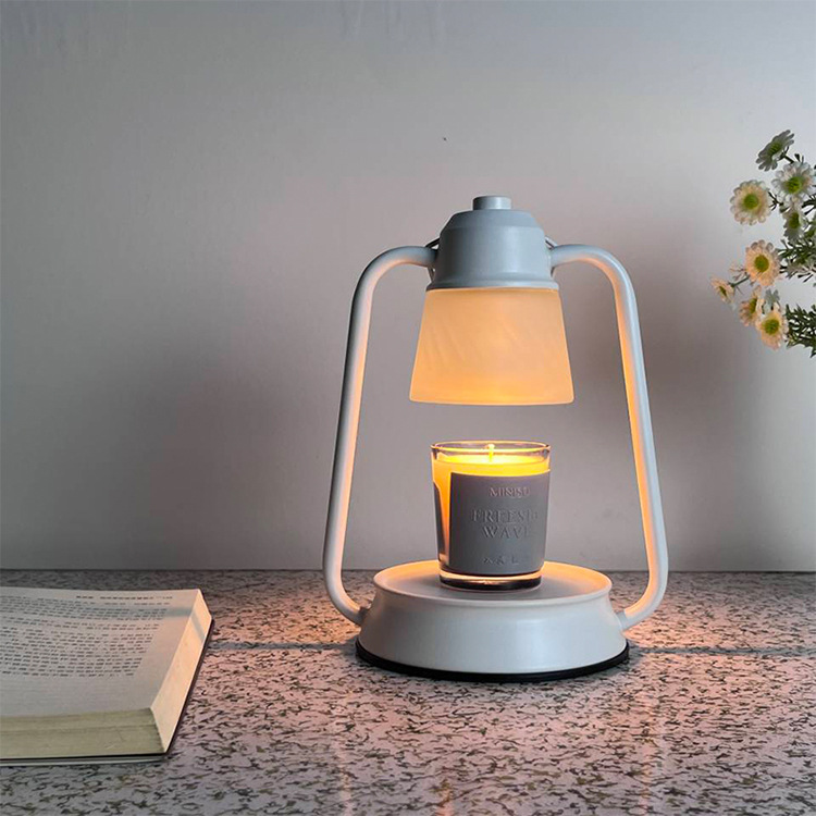 Cross-Border American Aromatherapy Wax Lamp Creative Bedroom Bedside Fire-Free Smoke-Free Aromatherapy Candle Lamp Retro Furnishings Table Lamp