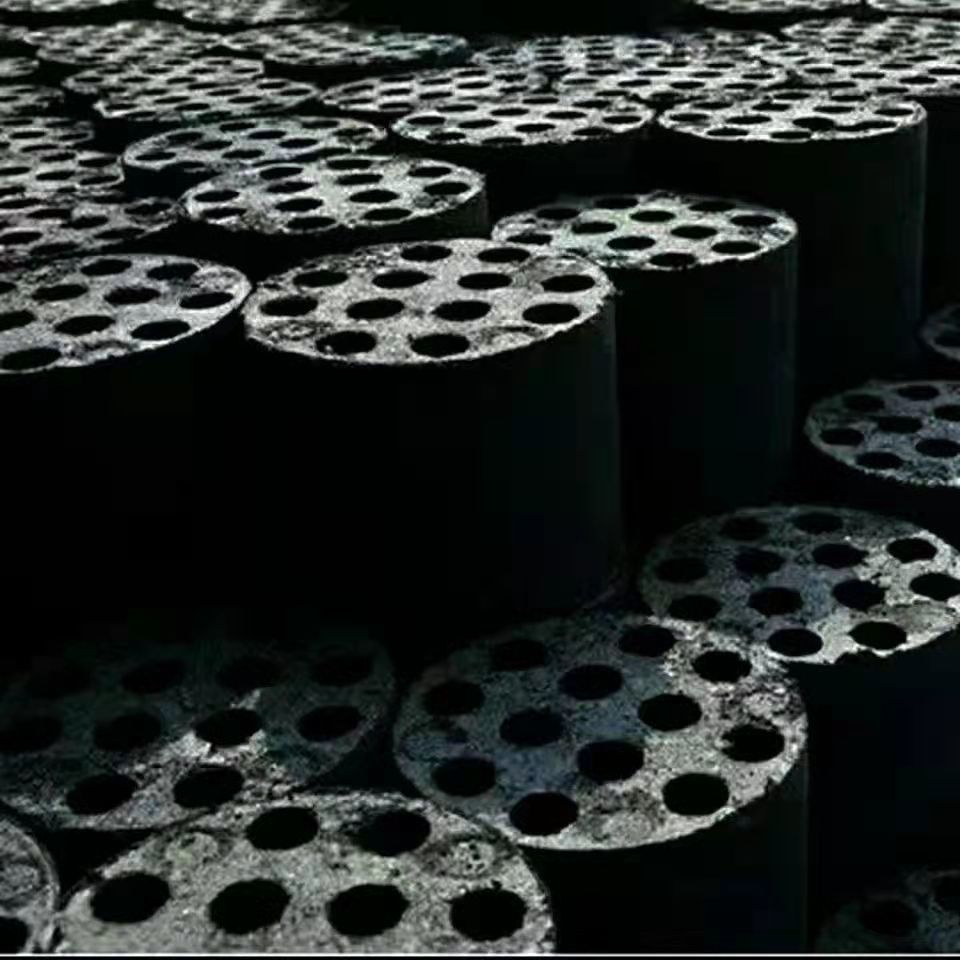 家用取暖煤球蜂窝煤块无烟煤耐烧室外取暖煤球炉子用烧烤批发