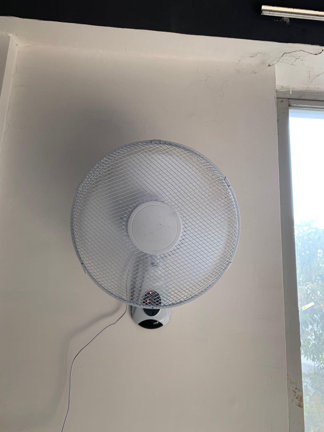 壁扇挂壁式电风扇餐厅饭店家用宿舍静音工业摇头墙壁挂16寸风扇