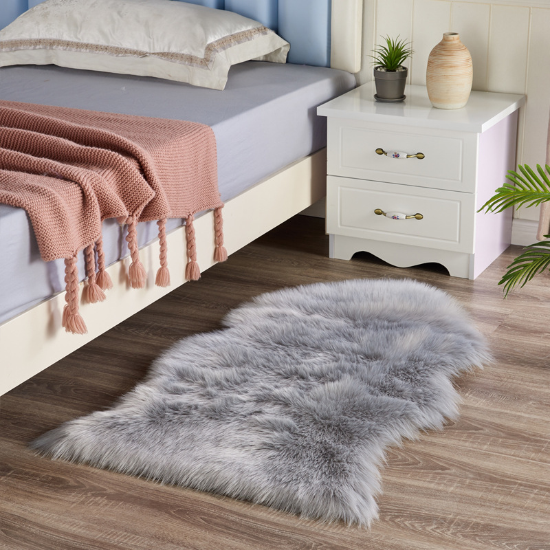 Cross-Border Spot Brown Plush Bedroom Bedside Carpet Irregular Solid Color Wool Floor Mat Decorative Leather