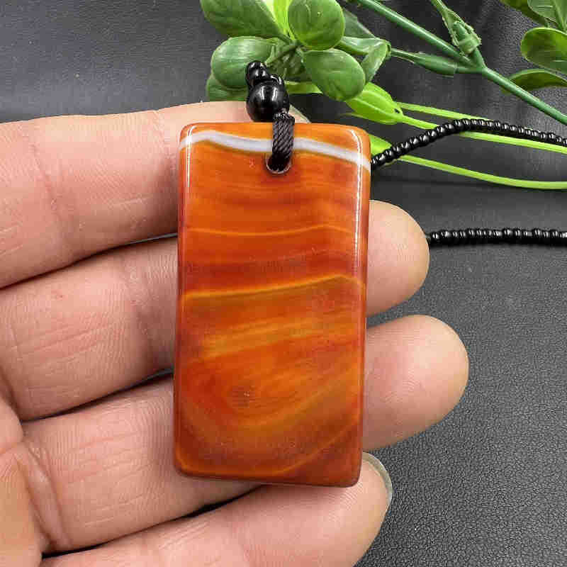 战国红玛瑙平安无事牌吊坠南红玛瑙方牌项链挂件男女款毛衣链项链