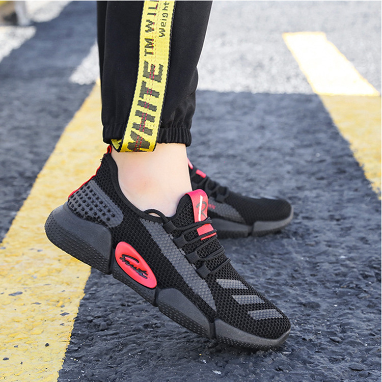 Fashionable Shoes New Autumn Breathable Flyknit Mesh Mesh Red Fashionable Shoes Korean Men's Sports Casual and Comfortable Running Men's Shoes