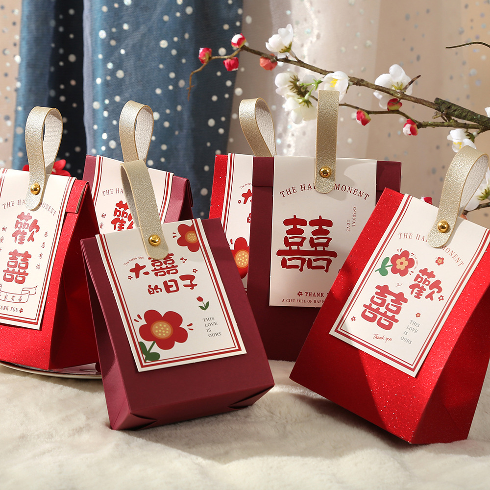 新款便捷手提喜糖盒现货批发婚庆喜庆礼糖包装盒伴手礼婚礼喜糖盒