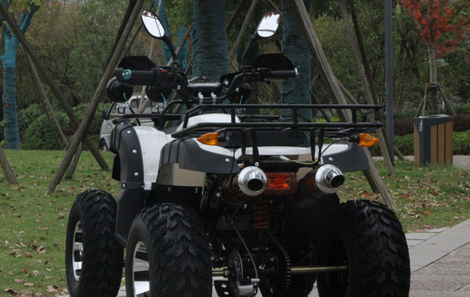 沙滩车四轮越野摩托车平衡轴大公牛丛林山地车无极200全地形车atv