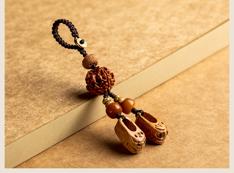 桃木踩小人保真虎头鞋汽车钥匙挂件防小人钥匙扣创意男士钥匙链