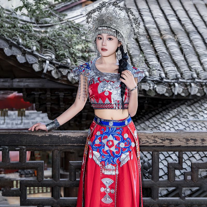 贵州苗寨苗族服装女云南侗族瑶族少数民族服饰土家族舞蹈演出服装