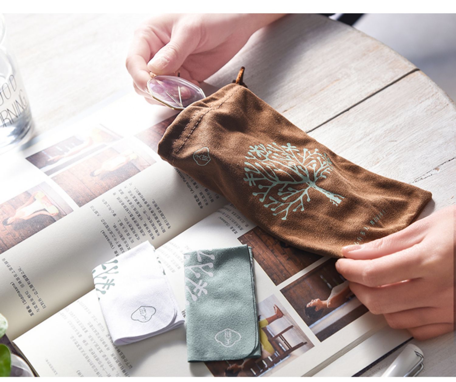 防起雾眼镜布鹿皮绒卡通可爱便携简约擦手机屏幕眼睛清洁布眼镜布