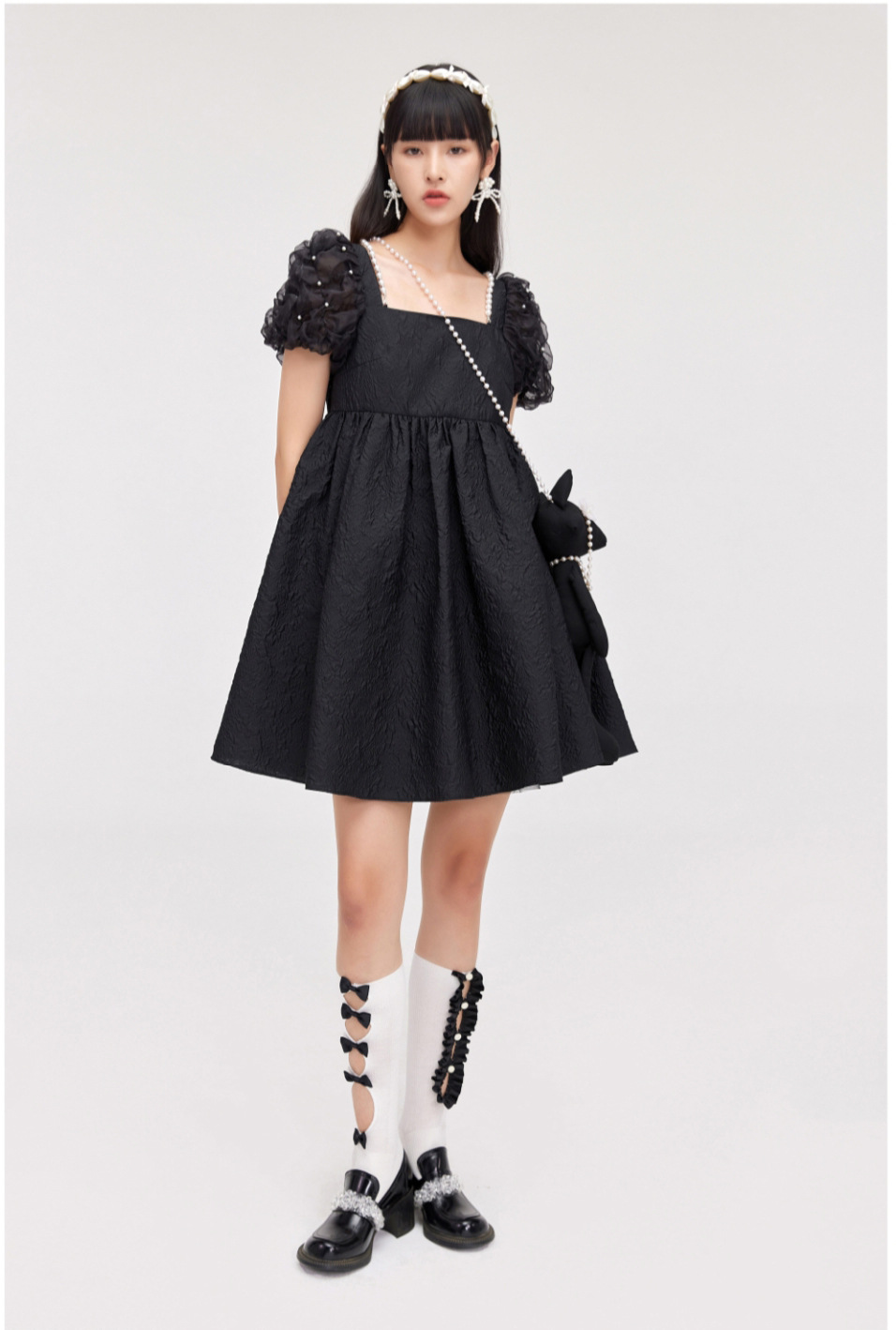 玛克茜妮娃娃公主裙2021夏季新款提花泡泡袖连衣裙洋气高腰短裙女