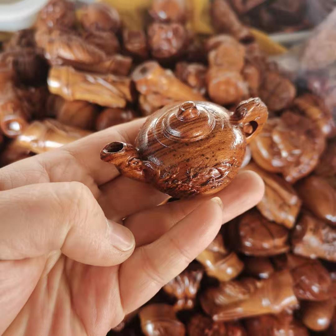 红酸枝丑牛把件老挝花梨木手把件 十二生肖小摆件红木文玩小挂件