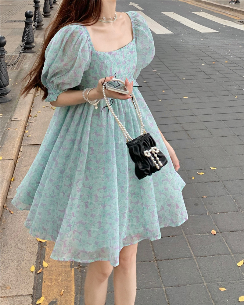 法式方领网纱泡泡袖短袖碎花连衣裙女夏季202年新款裙子收腰短裙