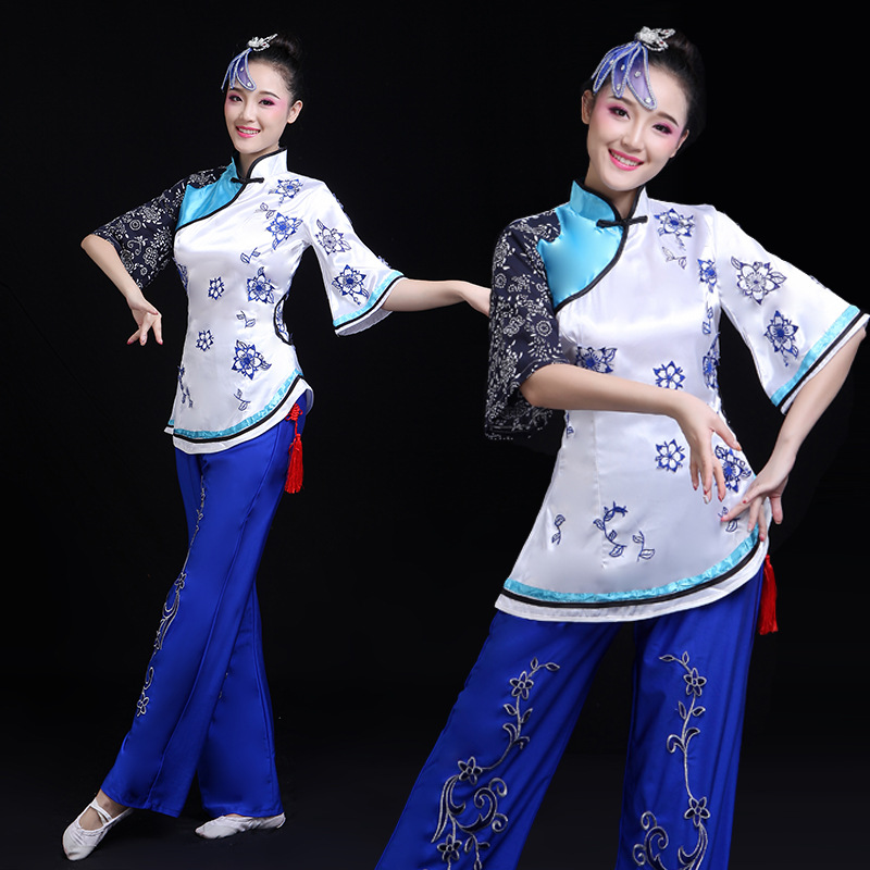 广场舞秧歌服服装2024新款东北套装舞蹈服装现代舞扇子舞演出服女