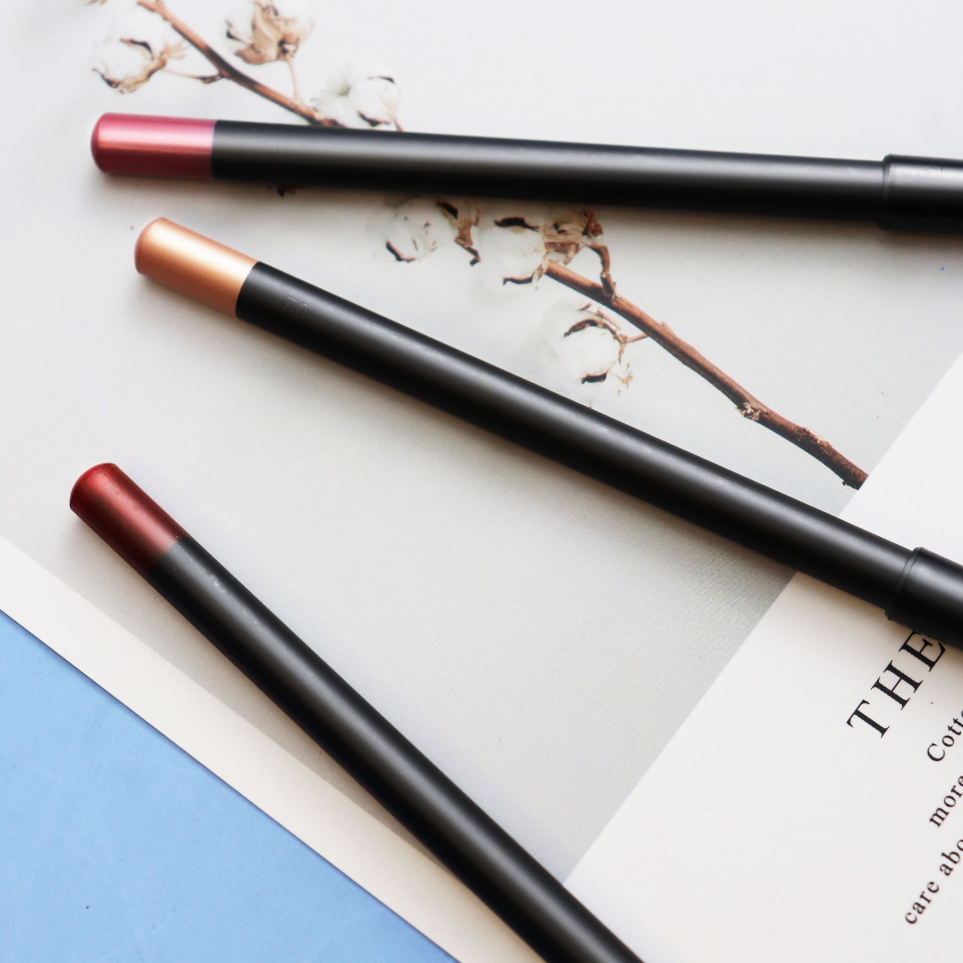 跨境专供新品中性3合1多色唇线笔眼线笔卧蚕多用化妆笔无logo外贸