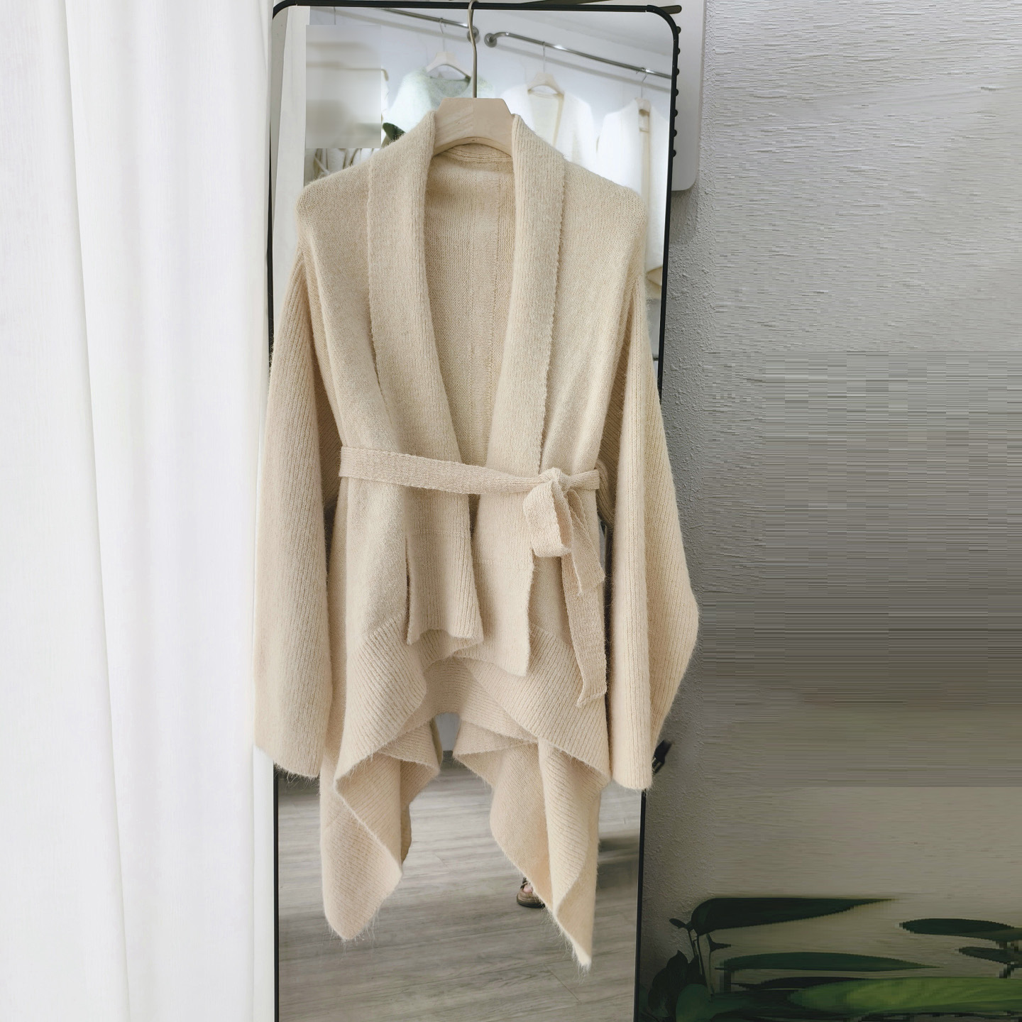 纸片人穿搭不规则披肩毛衣绑带针织开衫外套女秋冬高级感气质上衣