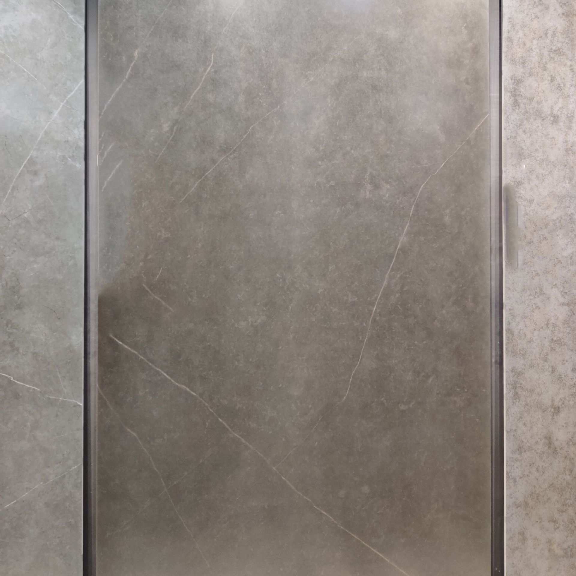 灰色细颗粒岩板火山灰闪电灰意大利深灰浅灰岩板台面板餐桌面加工