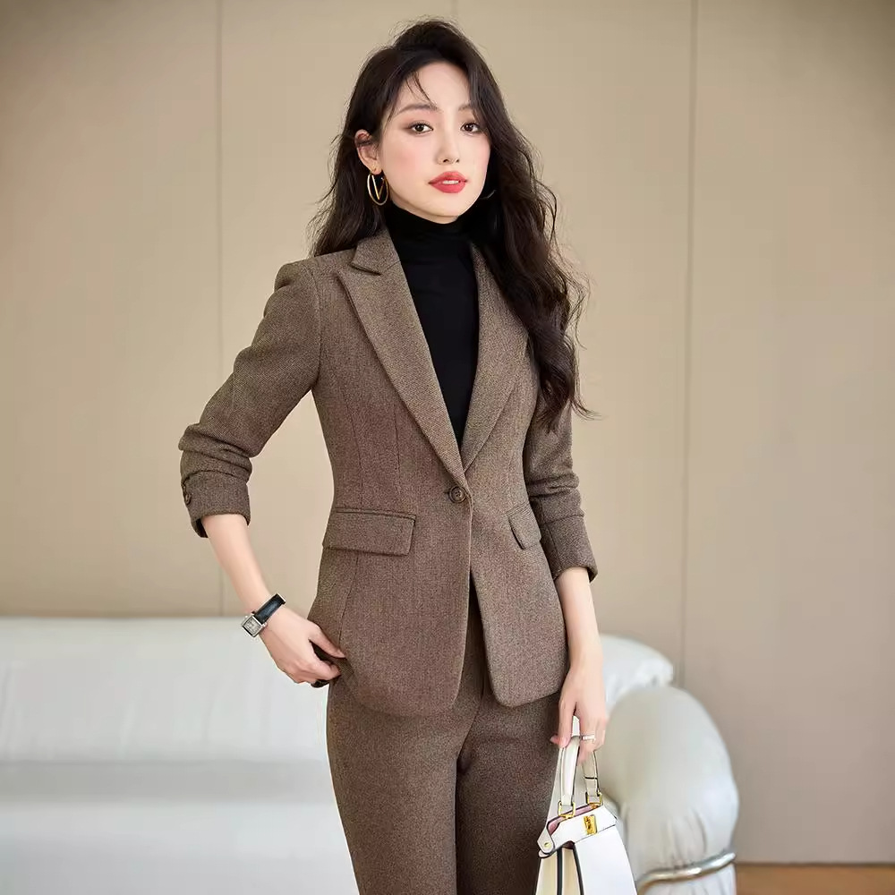 毛呢西装外套女秋冬季2024新款高级感职业正装通勤小个子西服套装