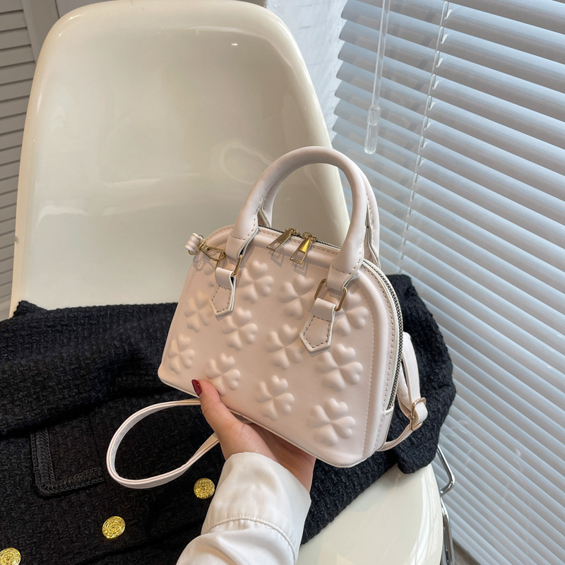 European and American Summer Tote Bag Women's 2022 New Fashion Embroidered Line Shoulder Bag High-Grade All-Match Crossbody Shell Bag