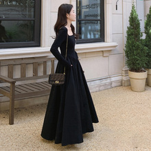 黑色法式长袖连衣裙春秋女2024年新款高级赫本风气质方领显瘦长裙