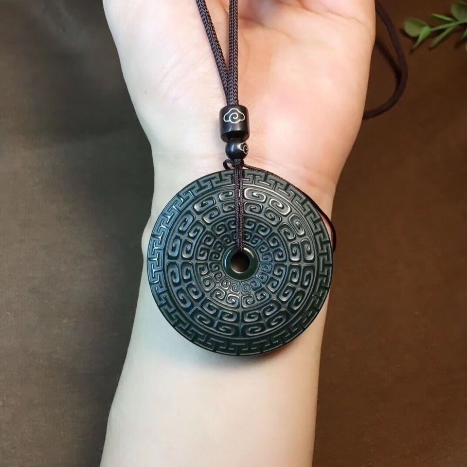 新疆和田玉青玉黑青塔青黑羊脂墨玉祥云纹平安扣男女款