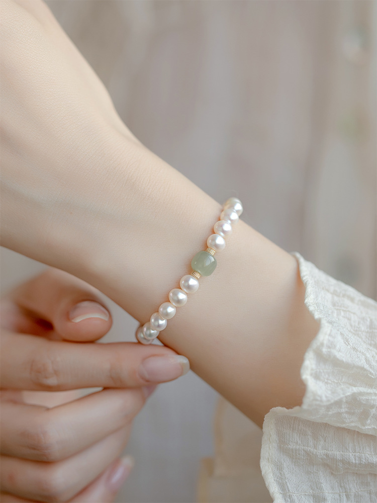 温柔质感天然强光5a珍珠手链天然珍珠和田玉手串复古高级感-阿里巴巴