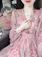 大码胖mm法式高级感粉色连衣裙夏季显瘦气质碎花时尚长裙子200斤