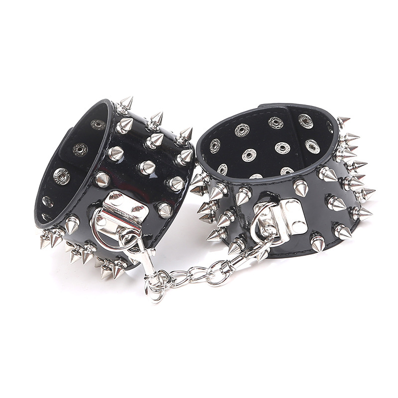成人用品情趣性玩具脚链4色长铆钉金属不锈钢脚铐工厂店批发