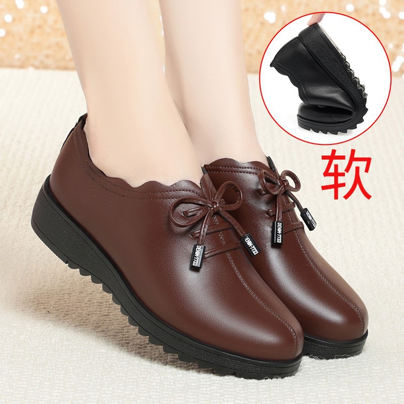 外贸真皮软底平底防滑中年妈妈鞋女士皮鞋舒适中老年老人单鞋女鞋