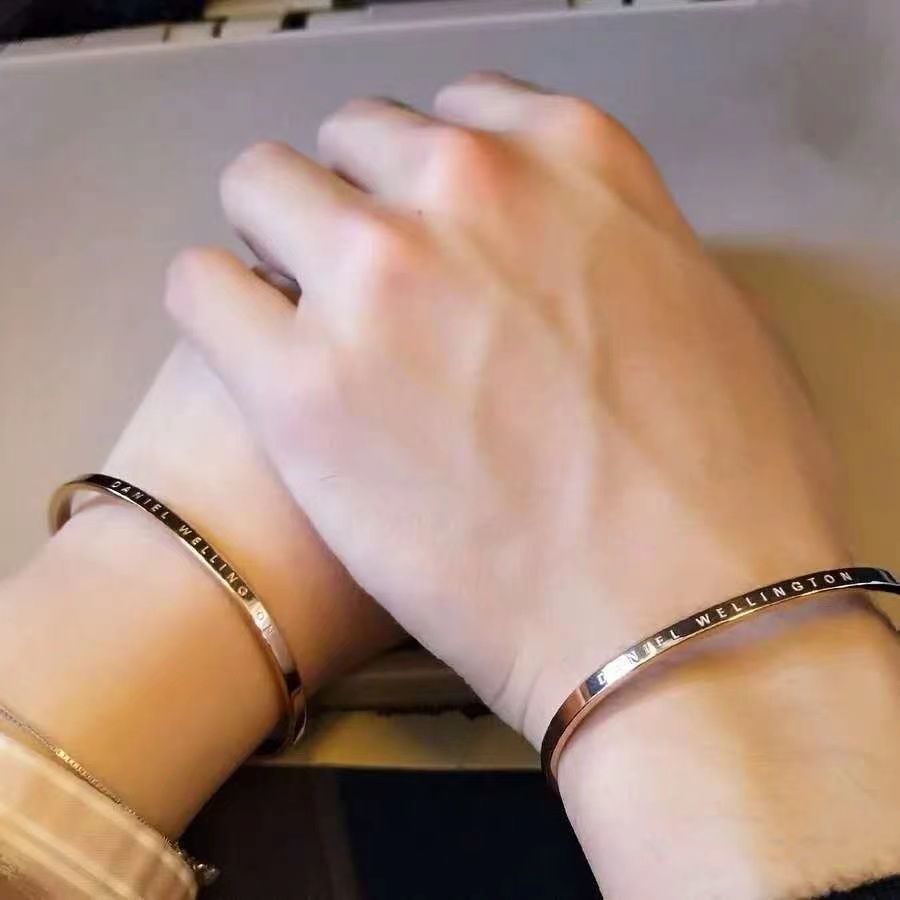 dw情侣手环刻字c型开口一对手镯女玫瑰金情侣款韩版简约学生ins