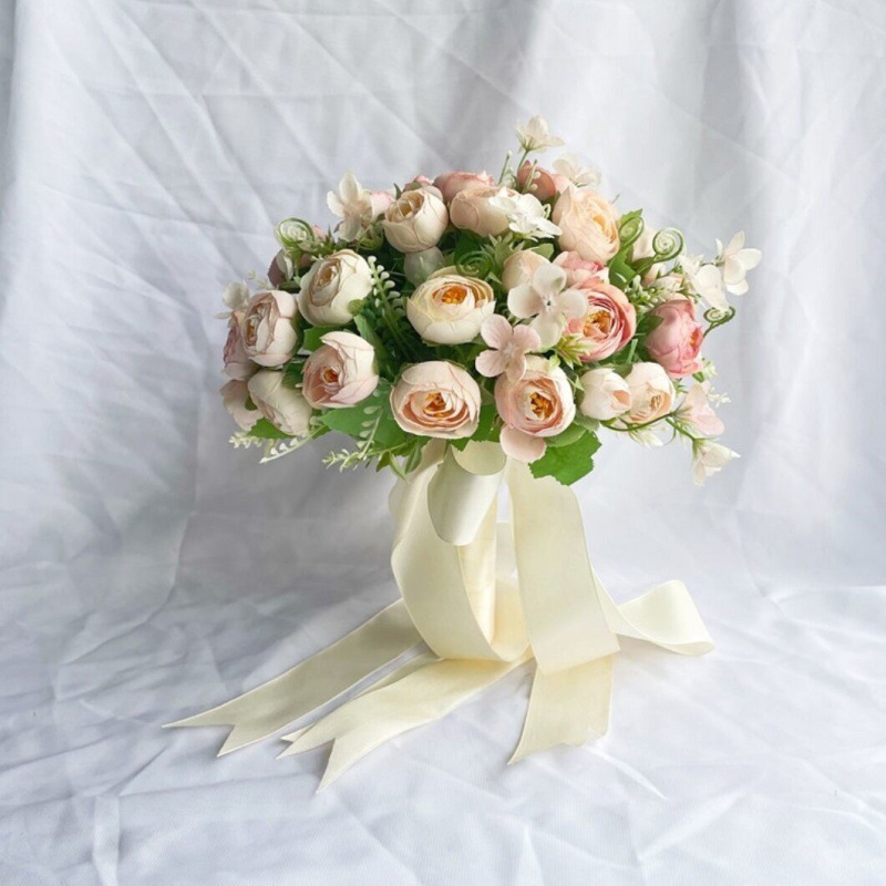 手花新款森系茶花苞仿真白色玫瑰花拍照摄影新娘结婚庆订婚手捧花