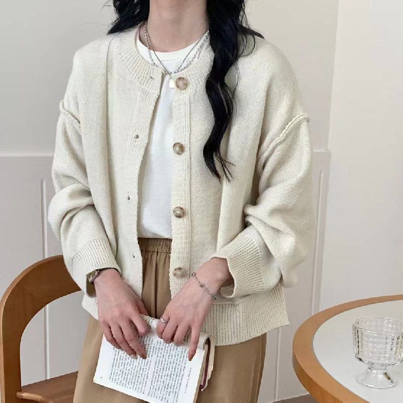 2024新款韩系圆领纯色针织衫外套女落肩袖宽松纽扣加厚毛衣开衫