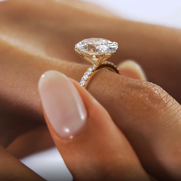 奢华鸽子蛋钻戒女仿真抖音小红书直播热销爆款925纯银镀18k金戒指