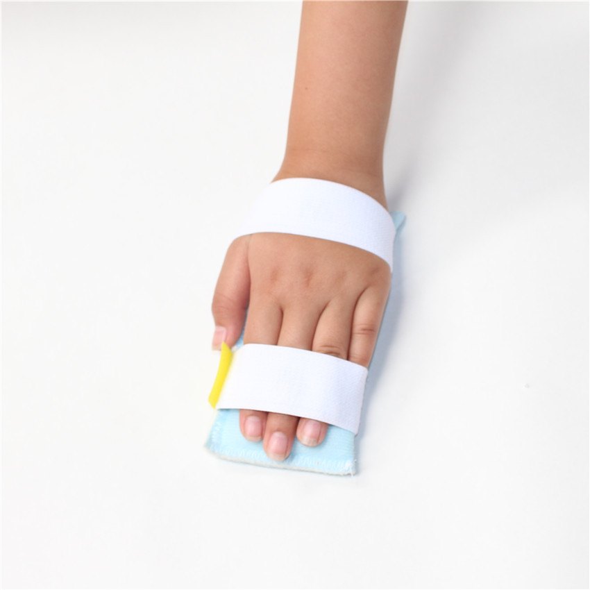 儿童输液固定板防脱针跑针固定手腕部加厚固定手脚板