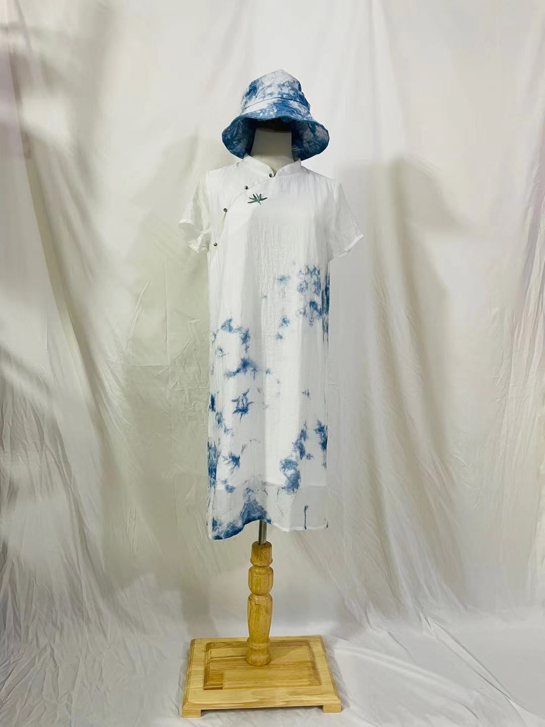 云南民族手工服装