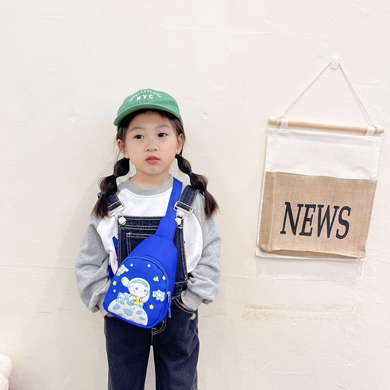 New Children's Chest Pack Fashion Boys and Girls Casual Messenger Bag Cartoon Cute Change Shoulder Bag Trendy Cool Small Shoulder Bag