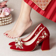 中式婚鞋新娘鞋粗跟2023年新款秀禾婚纱两穿红色高跟鞋女结婚鞋子