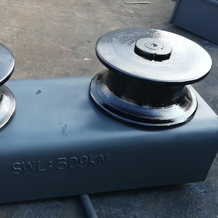 6船用系泊件 导缆滚轮 羊角滚轮导缆器 船用带缆桩导缆孔导缆滚轮