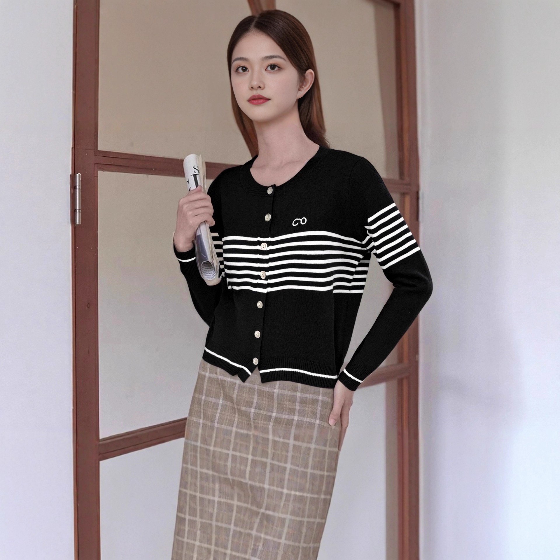 女装韩国货撞色圆领条纹长袖针织女春秋季设计感开衫毛衣外套秋冬