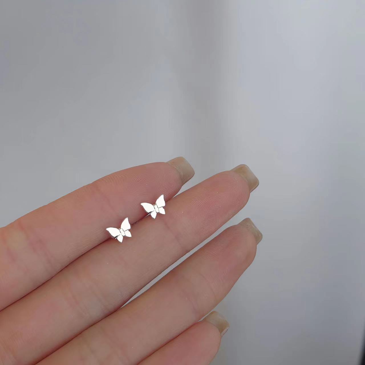 925 Silver Stud Earrings for Female Students Minority Simple Design High-Grade Earrings 2023 New Trendy Ins Style Earrings