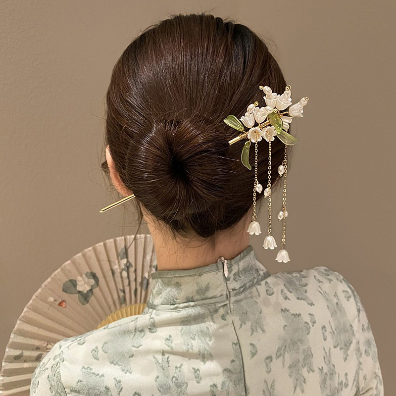 White Magnolia Hairpin New Chinese Ancient Style High-Grade Updo Hair Clasp Hanfu Elegant Cheongsam Hairpin Step Shake Hair Accessories Women