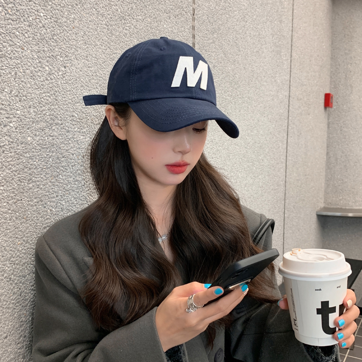 棒球帽女冬韩国ins潮流男显脸小遮阳帽子软顶情侣m字母贴标鸭舌帽