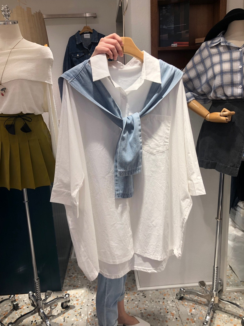 韩国东大门2022夏装翻领牛仔披肩时尚纯色宽松蝙蝠型气质衬衫女潮