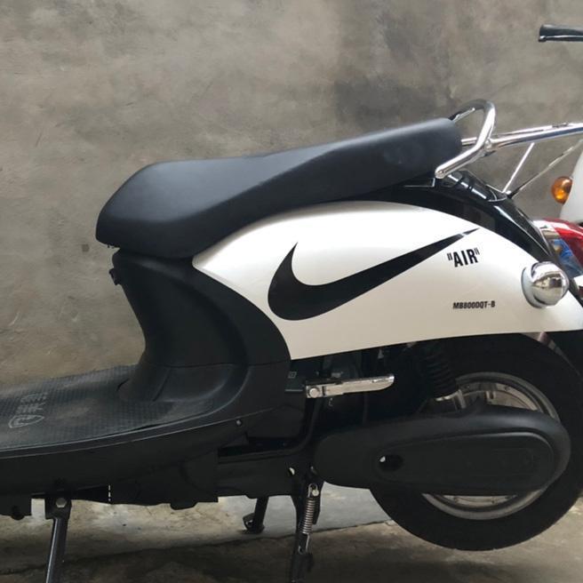 电动车网红耐克大勾车贴汽车潮牌nike贴纸摩托划痕遮挡电个性定制