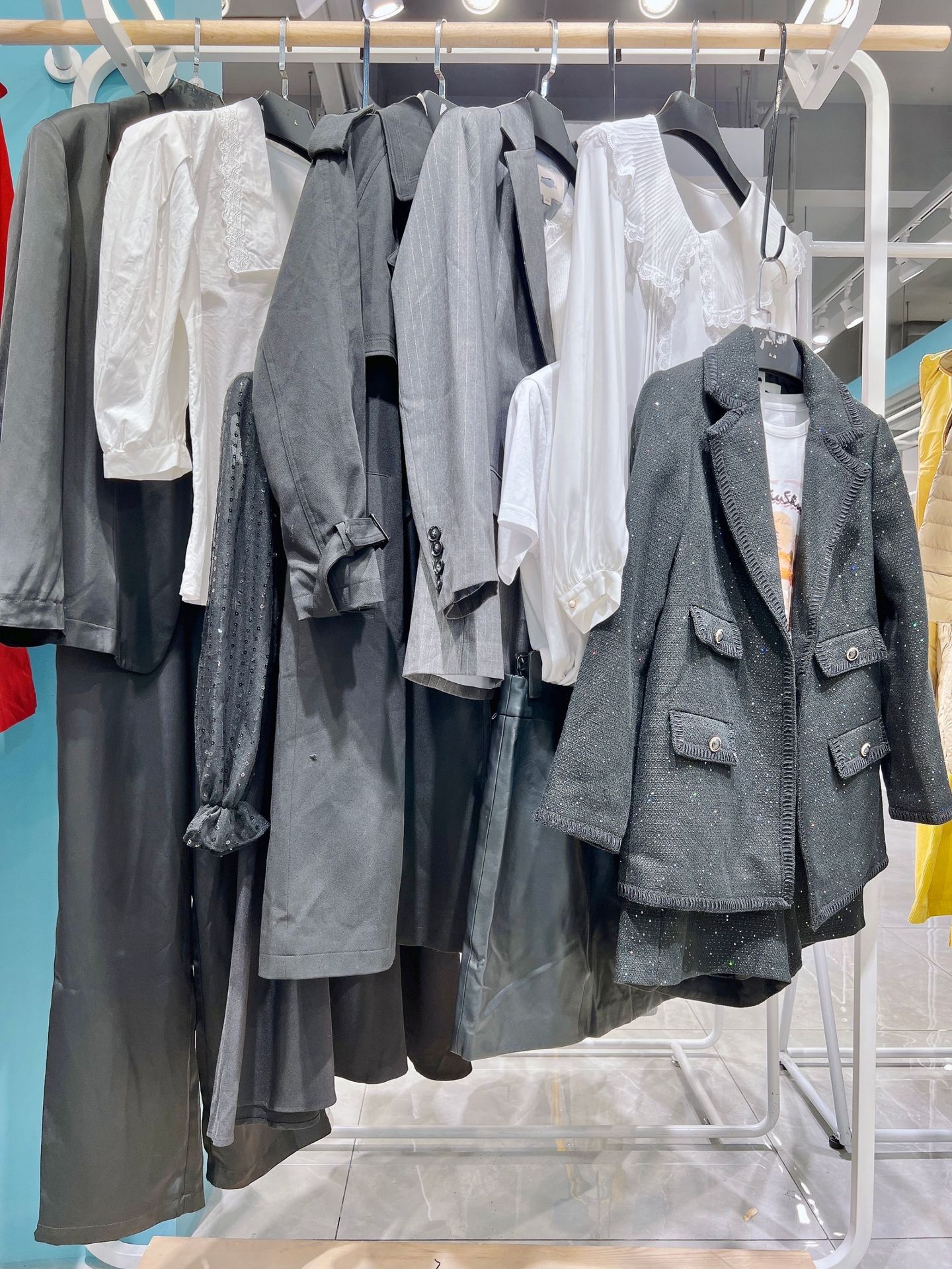 女装专柜货源渠道西树影黛外贸尾货品牌折扣女装森马尾货清仓十三行