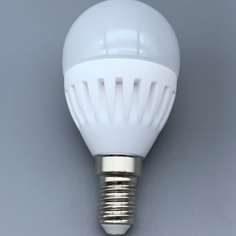 工厂直销LED陶瓷灯杯PC罩球泡G45 E27 5W 灯珠SMD2835