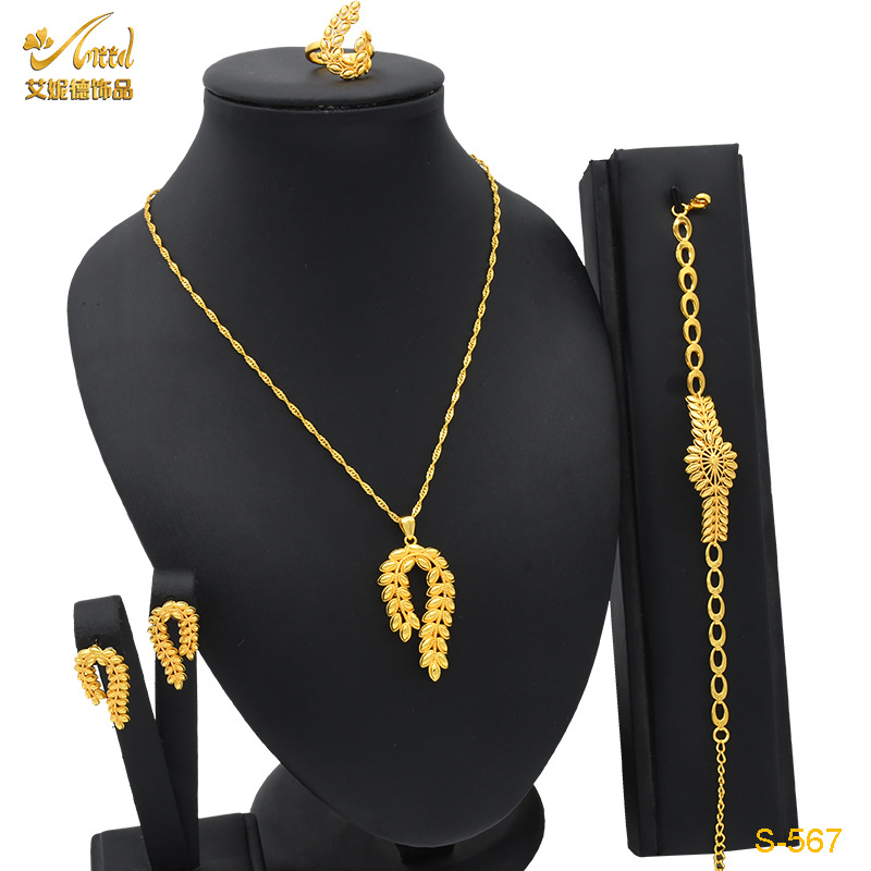 2023 Dubai 24K Gold-Plated Flowers Hollow Jewelry Set Necklace Earring Bracelet Ring Middle East Dubai Ornament