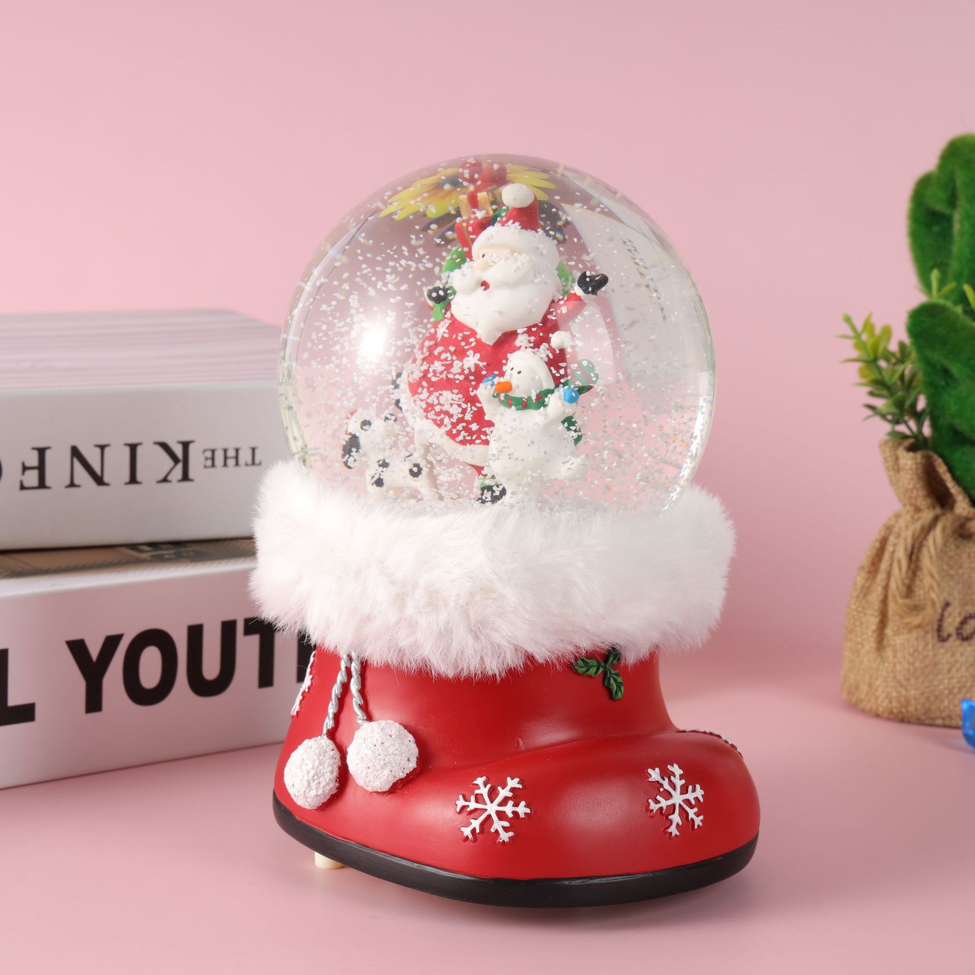 自动飘雪带灯光圣诞礼物水晶球八音盒女孩生日礼物装饰摆件音乐盒