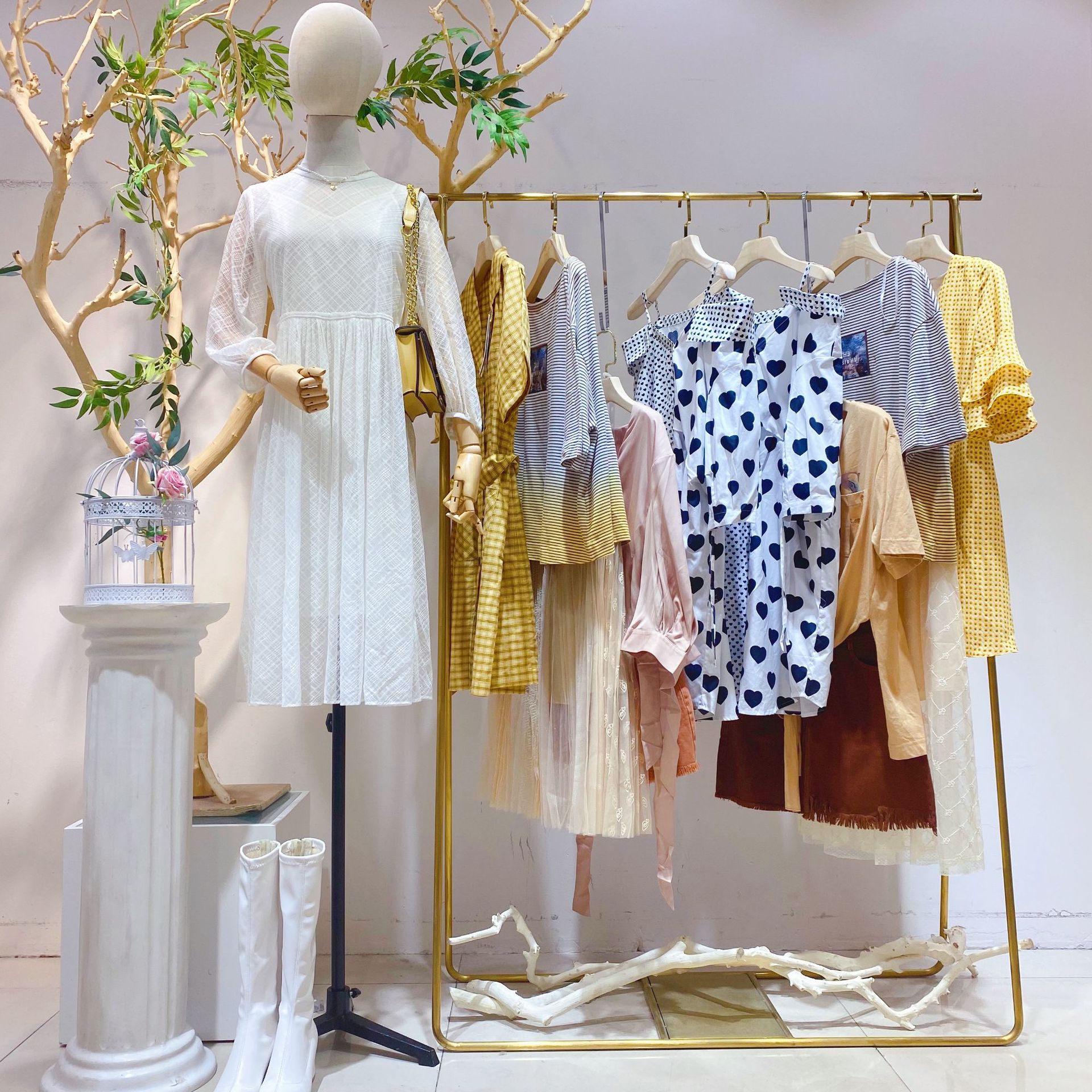 连衣裙夏粉红大布娃娃连衣裙夏相似品牌折扣女装水之恋大码连衣裙夏